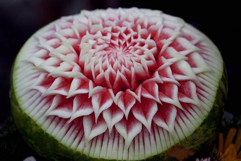 Карвинг — искусство художественной резьбы по овощам и фруктам
